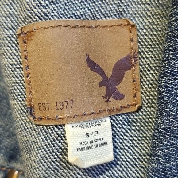 AMERICANāEAGLEāOUTFITTERSĀ StuddedāEmbellishedāBedazzledāDramaticāDenimāJacketāsm - Picture 7 of 9